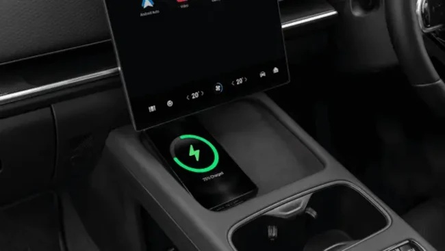 jaecoo j7 shs with WIRELESS CHARGING